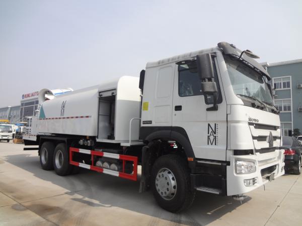 SINOTRUK 6x4 Mist Dust Sprayer Water Bowser , Truck Mounted Sprayer EURO 2