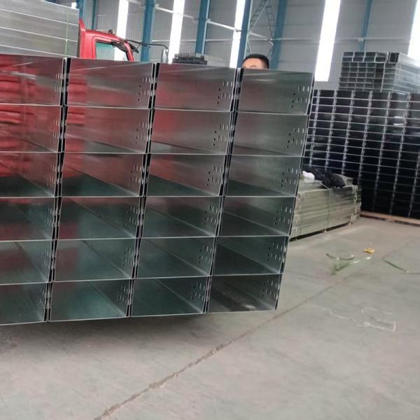 Lightweight 300mm Cable Trays And Raceways Floor Mounted For Outdoor ODM