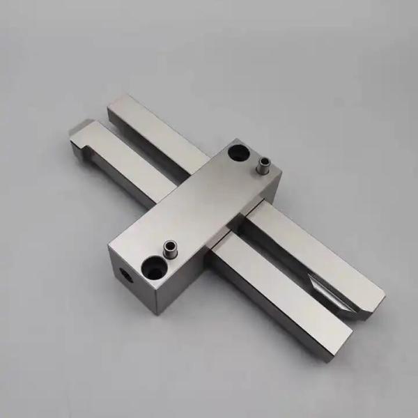 DIN Standard Mold Locking Device with DLC Coating and 0.005mm Precision for Plastic Injection Molds