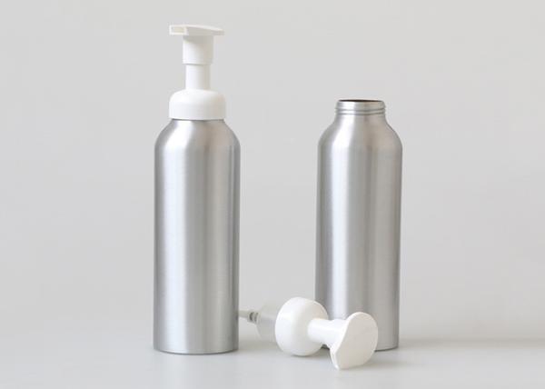 A bomba de alumínio da espuma cosmética engarrafa tamanho da cor da prata de 300ml 500ml o grande
