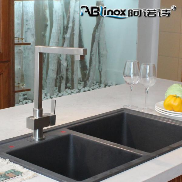Hot And Cold Water Bathroom Stainless Steel Faucet