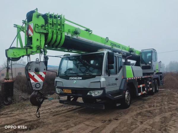 ZOOMLION QY35V Used Truck Crane 35T 44m Boom 287HP Tier 3 Engine