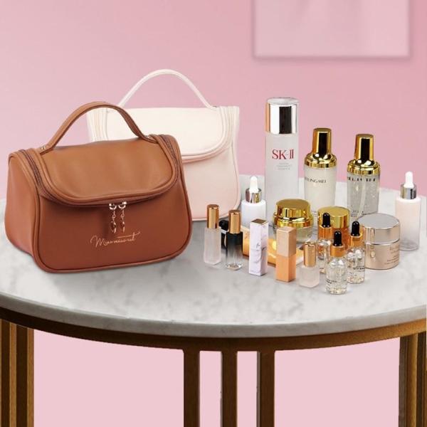 Customized New Arrival Luxury Portable Pu Large White Leather Travel Toiletry Storage Makeup Cosmetic Bags With Logo