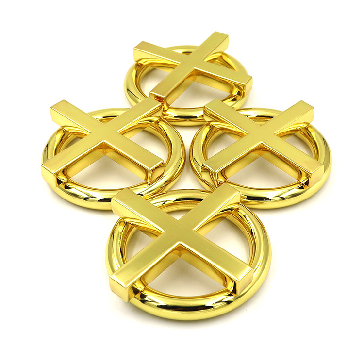 Customized Logo XO Chess Game with Zinc Alloy Material and Modern Style Metal Chessboard
