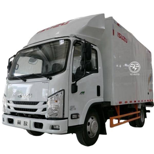 4 X 4 Panzer Truck Off Road Land Pickup SUV Транспортное средство Нормальное сиденье водителя Моторная емкость 4-6L