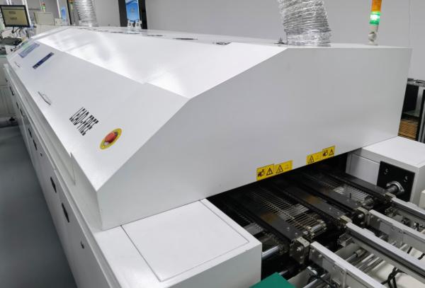 2940mm Heating Zone Reflow Solder Machine 1500mm/min Conveyor RF-H800Ⅰ