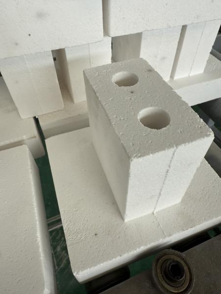 Double Hole Ceramic Support Block High Temperature Resistance