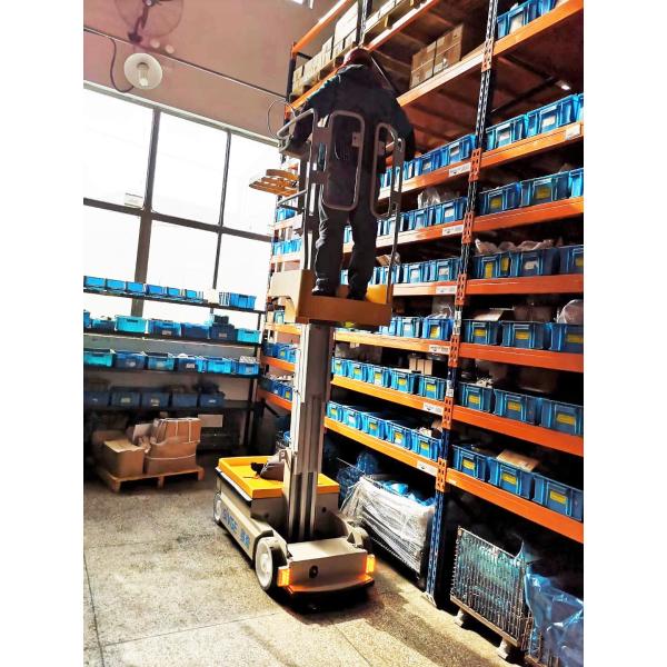 Récolteuse courante de Manlift de grande de la représentation une d'homme d'ascenseur d'ordre plate-forme aérienne de récolteuse