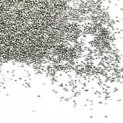 Finition de surface : Grenaille coupée en fil d'acier zingué