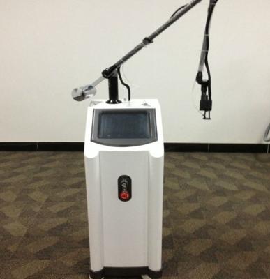 Carbon Dioxide Co2 Fractional Laser Machine / Equipment For Surgery Scar Removal