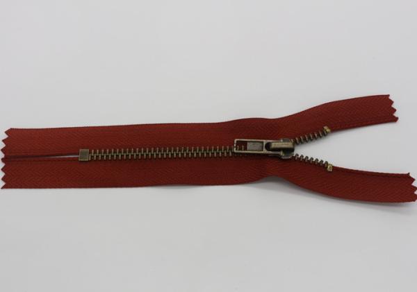 5# Wide Tape Black 6 Inch Separating Zipper , Red / Black / White High End Zippers