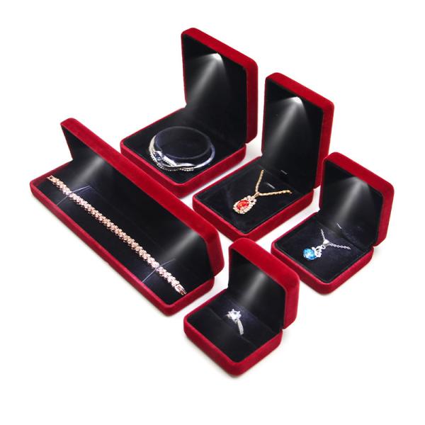 Luxury LED Jewelry Box with Embossed Hanhong Logo and Red Velvet Interior
