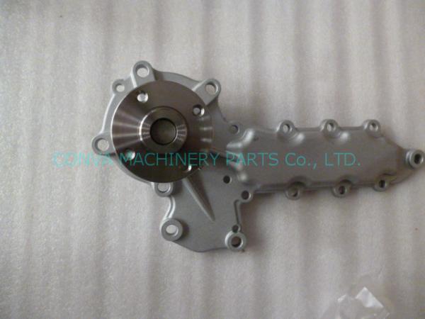 Kubota D1102 Engine Water Pump Kubota Excavator Spare Parts Wear Resistance