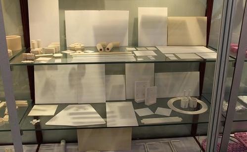 200 Alumina Ceramic Plates for High Temperature Environments Applications