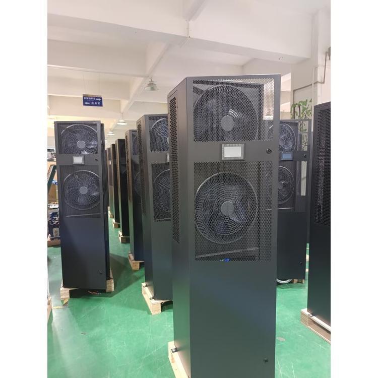 Q Series Downflow Chilled Water Precision Air Conditioner, High Sensible Heat For High Density Data Center