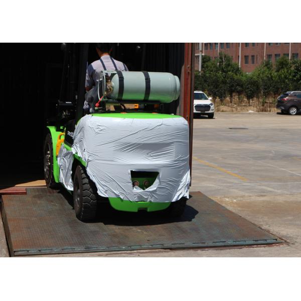 3 Ton Industrial Forklift Truck , Diesel Engine Forklift With 3000MM Max Lifting Height