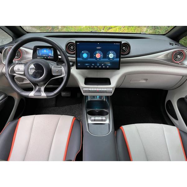 Empattement pur des portes 150km/H 2700mm de la voiture électrique 5 du dauphin 2022 de BYD