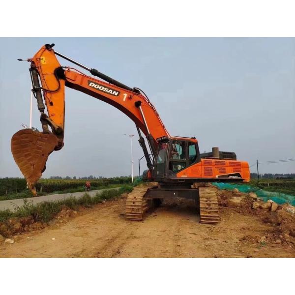 Гидравлический экскаватор Doosan DX520LC с массой 52 тонны