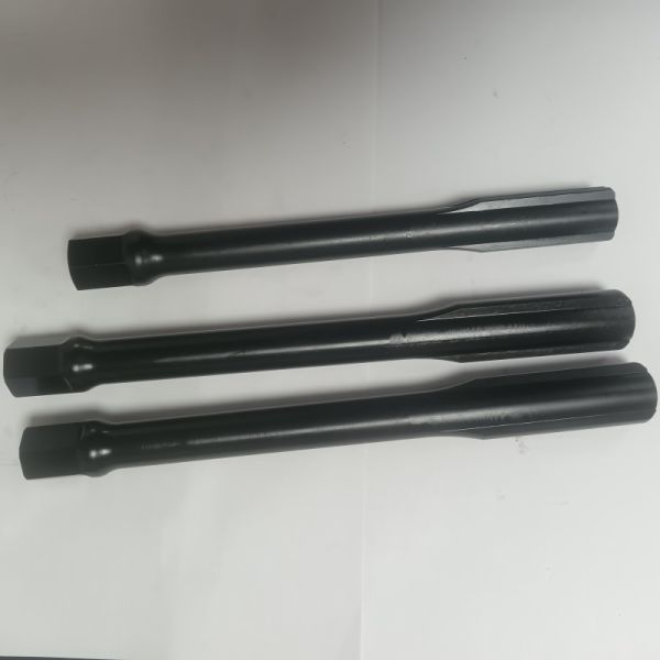 Blackening Heat Treatment With Hardness Of 42CRMO Material CNC Milling Long Shaft Parts