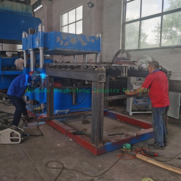 Six Column Type Plate Vulcanizing Press Machine Steam Heating 600T