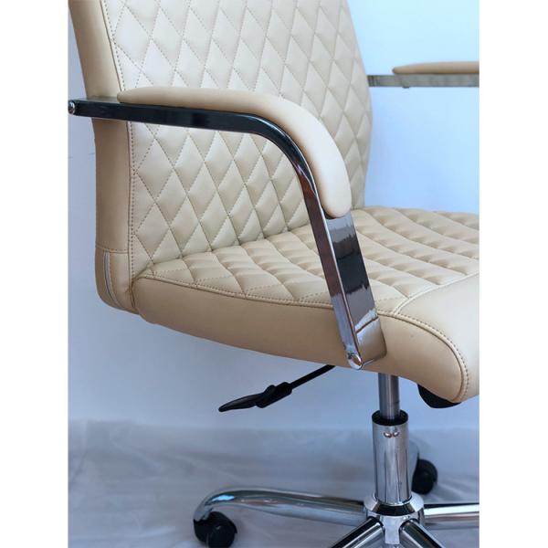 Essentials Leather Manager 128cm Traditional Executive Office Chair  0.2cbm Five Star Base