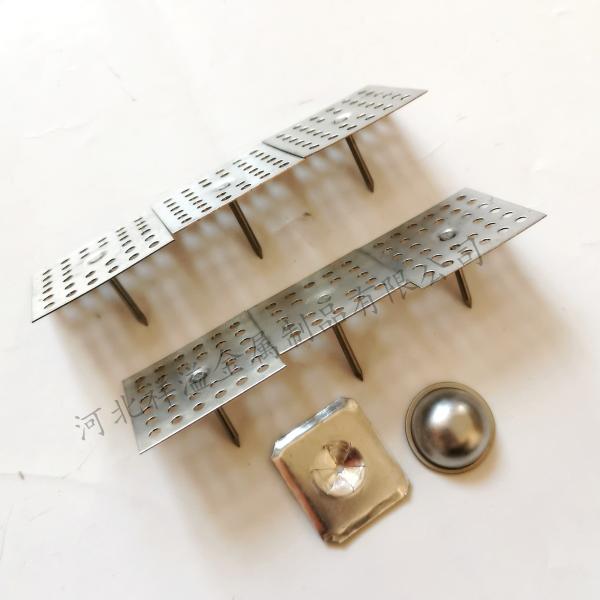 Проштемпелеванный квадрат стали 50mm металла пефорировал низкопробные штыри изоляции шерстей утеса