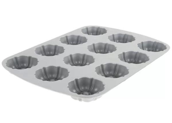 12 Mold Non Stick Aluminium Muffin Pan For Foodservice NSF Compartment Bundtlette Commercial Grade