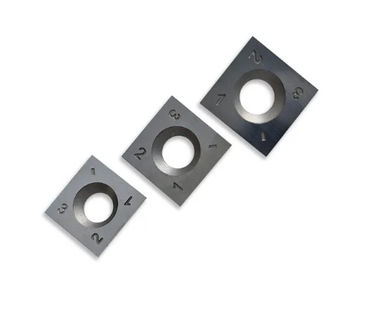 Forma quadrada duradoura compatível com a maioria das ferramentas de torneamento de madeira