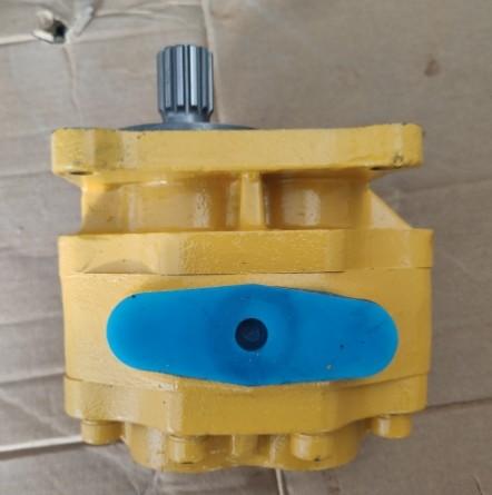 SHANTUI SD16 SD16E SD16L bulldozer transmission pump 16Y-75-24000