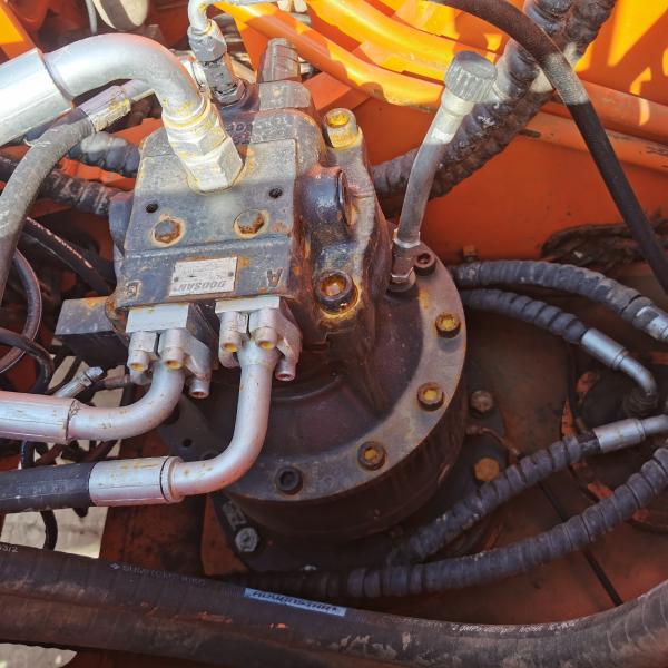 151KW DOOSAN Engine DOOSAN DX300LC DOOSAN DX300-9C Excavator for Sale