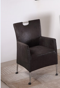 Leather Upholstered Dining Room Arm Chairs Easy Maintenance 565*655*930mm For Living Room