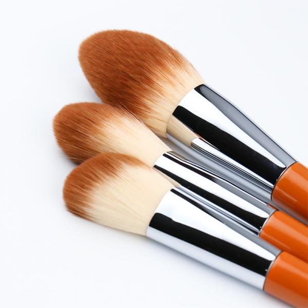 Dark Orange Aluminum Ferrule Cosmetic Makeup Brush Fluffy Soft Synthetic Bristles