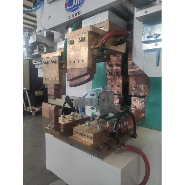 Automatic Resistance Projection Welding Machine for Steel Drum Lever Lock Ring