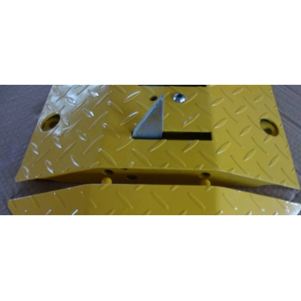 Manual One-Way Road Blocker Spike Tyre Killer with 3mm Thickness Cast Steel and 10cm Spike Height