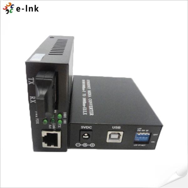 Convertisseur multimédia Ethernet 10/100Base-TX à 100Base-FX alimenté par USB