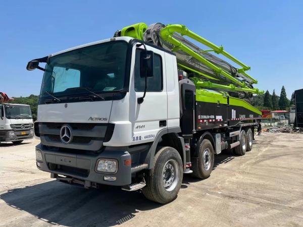 Processus d'usinage hydraulique utilisé Putzmeister 56 mètres camion de pompage avec Mercedes Benz