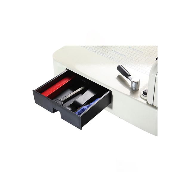 Cortar sem esforço papel grosso com o 868 A3 Heavy Duty Manual Guillotine Trimmer
