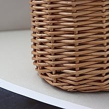 Wicker Picnic Basket With Double Leather Handles, Natural Willow Hamper For Easter Eggs Candy Wine Toy Flower Wedding Gifts