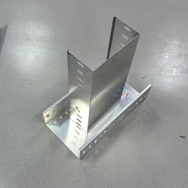 Corrosion Resistance Silver Aluminum Ladder Type Cable Tray For Industrial Cable Organization