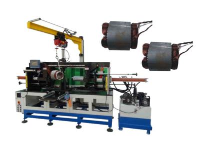 Enrolamento de bobina do estator do motor de indução que dá forma e que forma à máquina