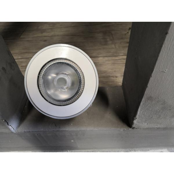 Outdoor 3W/5W/6W/9W/12W/18W/24W LED Spike Garden Light with 15000 Hours Lifespan