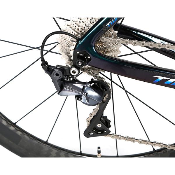 Multi Color Carbon Fiber Road Bike R8000 Groupset Long Range High Carbon