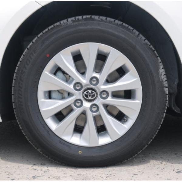 Седан 2022 мест двери 5 варианта 4 спаренного двигателя 1.8L E-CVT Toyota Corolla пионерский