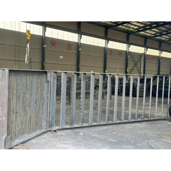 Escaleras exteriores de acero de grado industrial hermosas duraderas resistentes a la corrosión escaleras exteriores seguras hechas para fábricas industriales comerciales almacenes