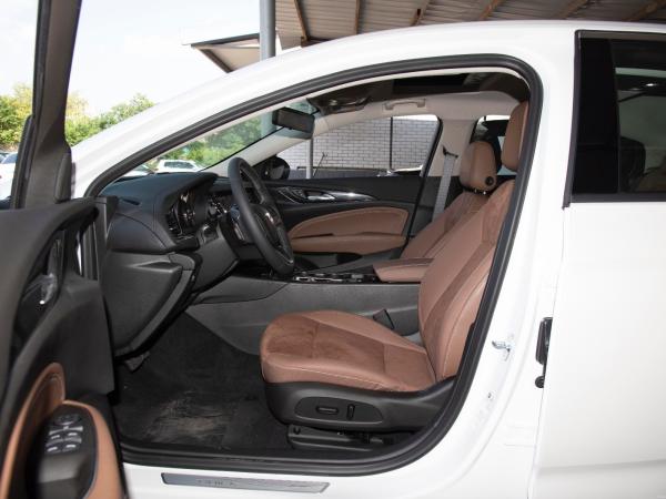 Buick Newregal 28t 2024 Carro com assentos com certificação ISO10012 Mgnt 4