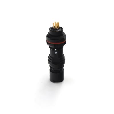 102C.313 soldou o fechamento dianteiro com o conector, a tomada IP68 e o soquete impermeáveis à terra