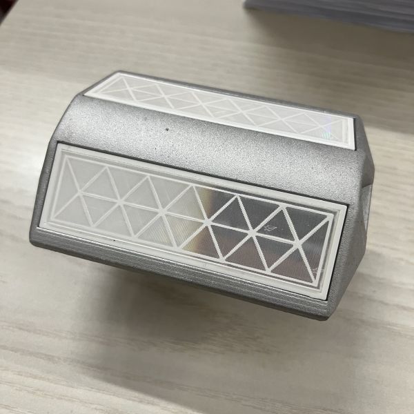 ROADSAFE Aluminum Road Stud Reflector Customs LOGO road cat eyes with 2 Sides Traffic Safety Reflective Cat Eye With Pin