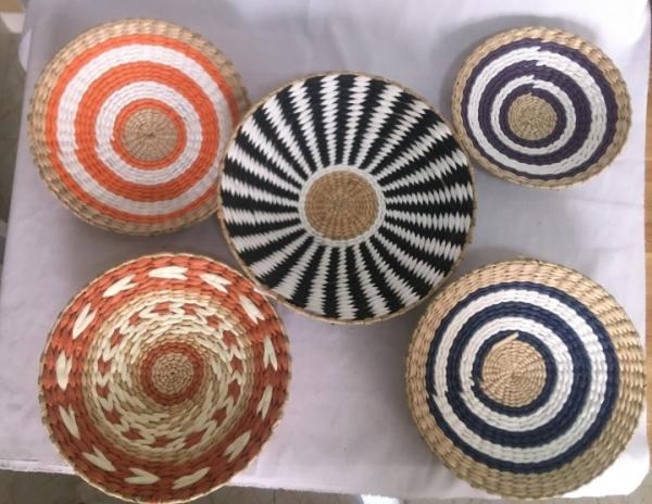 2021 new design High quality Wholesale seagrass wicker wall baskets wall plates hanging decor items