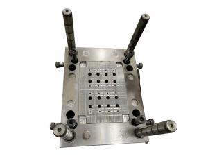 Entreprises de moulage par injection de plastique médical à prototype CNC pour