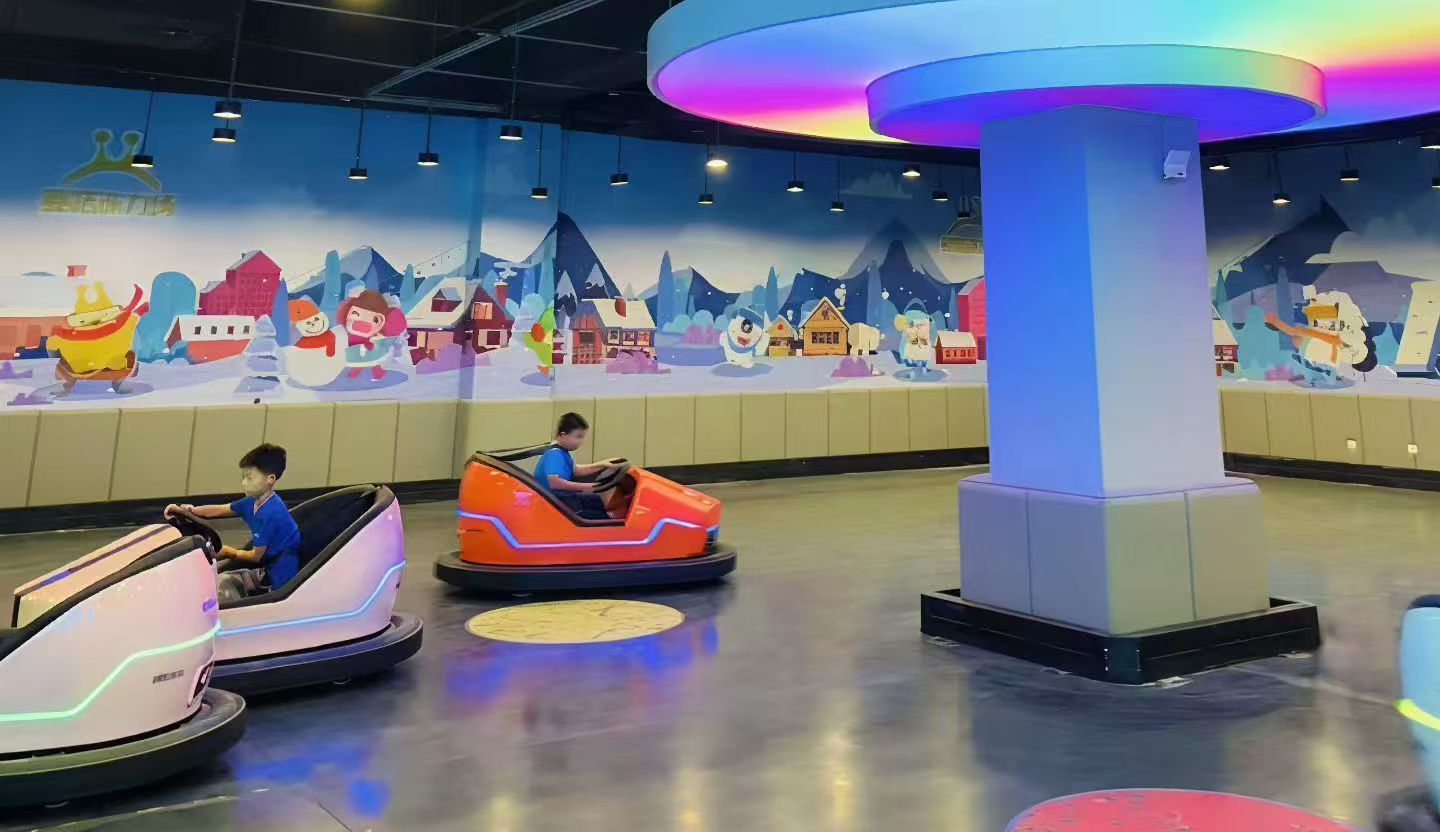 Electric Kiddie Bumper Cars 2 Persons High Durability For Entertainment